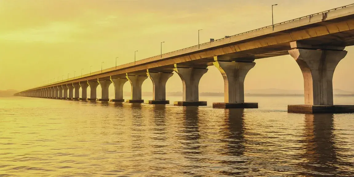 Atal Setu (MTHL) across the harbour